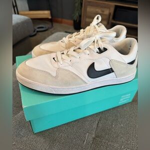 Nike SB Alleyoops